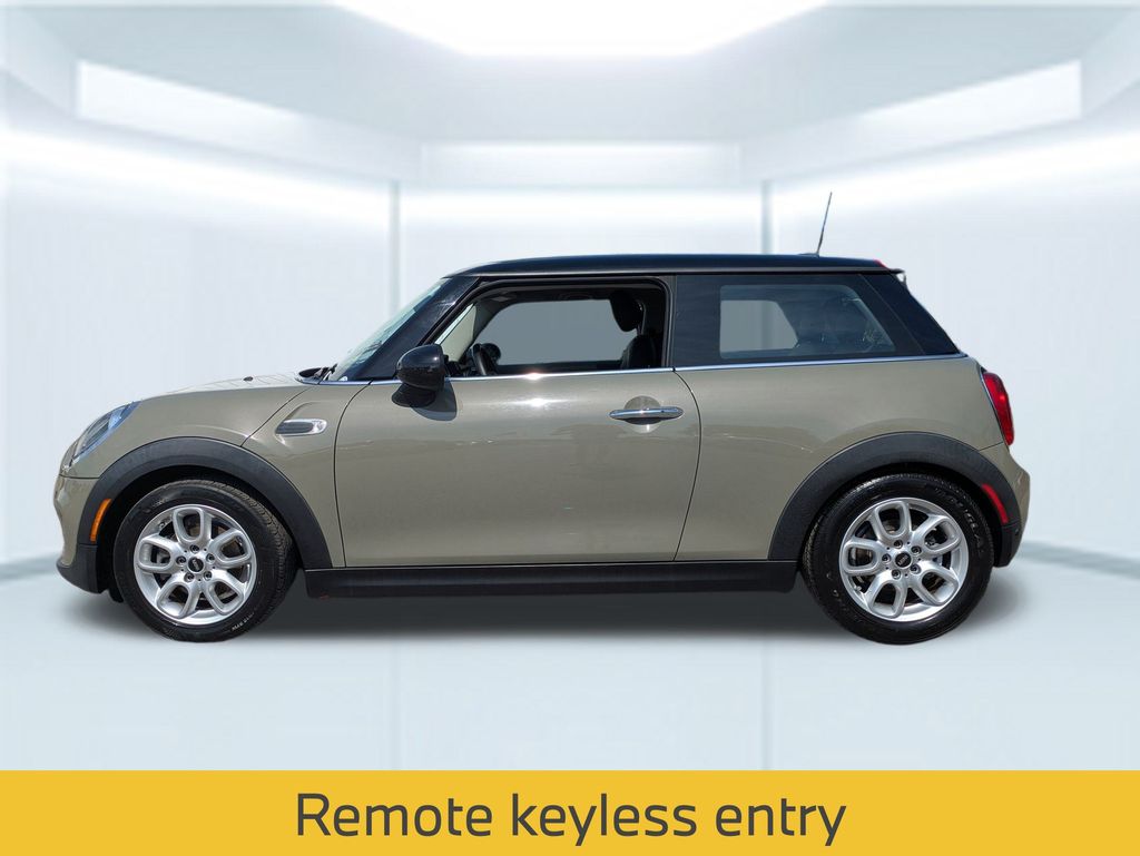 2019 Mini Cooper 2 Door Hardtop Oxford Edition photo 2