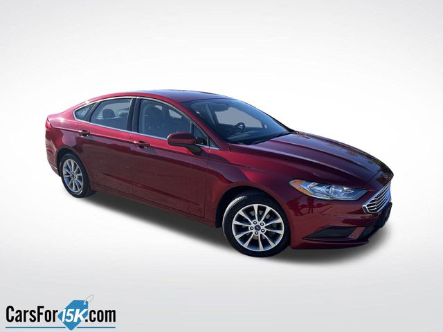 2017 Ford Fusion SE's photo