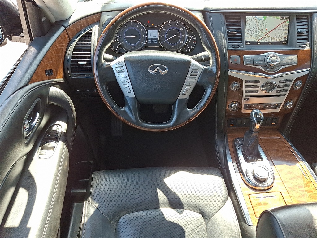 2019 Infiniti QX80 Luxe photo 10