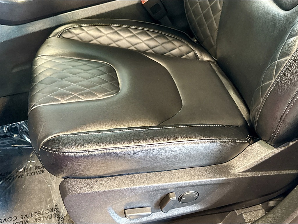 2024 Ford Edge Titanium photo 15