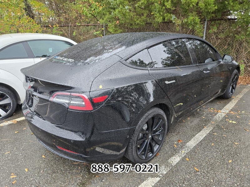 2018 Tesla Model 3 Long Range photo 2