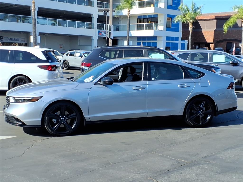 2023 Honda Accord Hybrid Sport-L photo 4