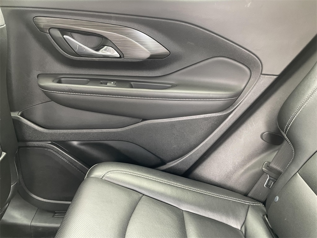 2023 Gmc Terrain SLT photo 17