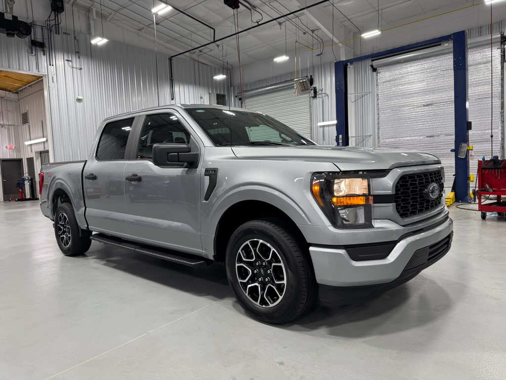 2023 Ford F-150 XL photo 13