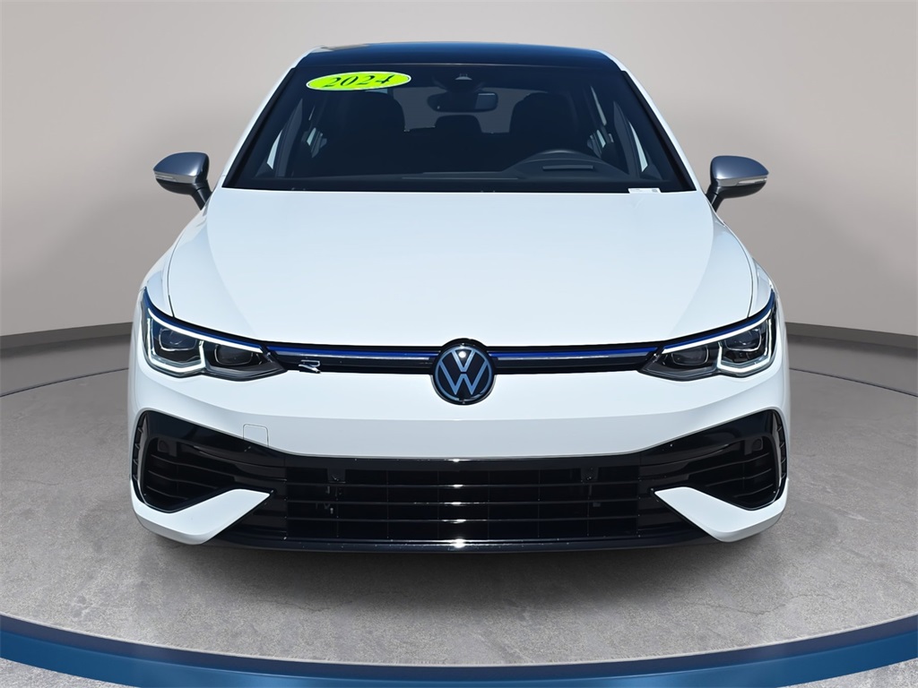 2024 Volkswagen Golf R photo 2
