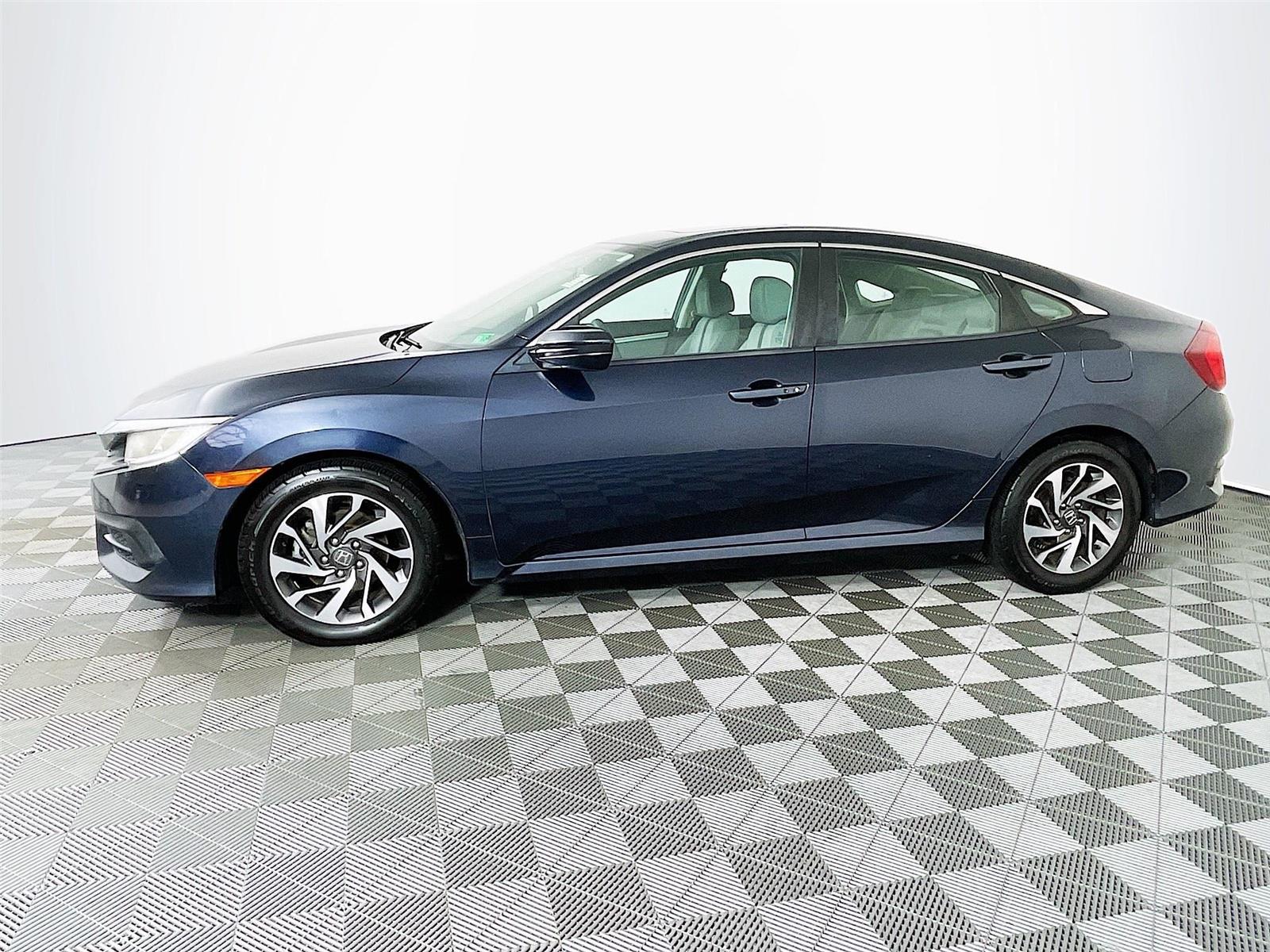 2016 Honda Civic EX photo 4