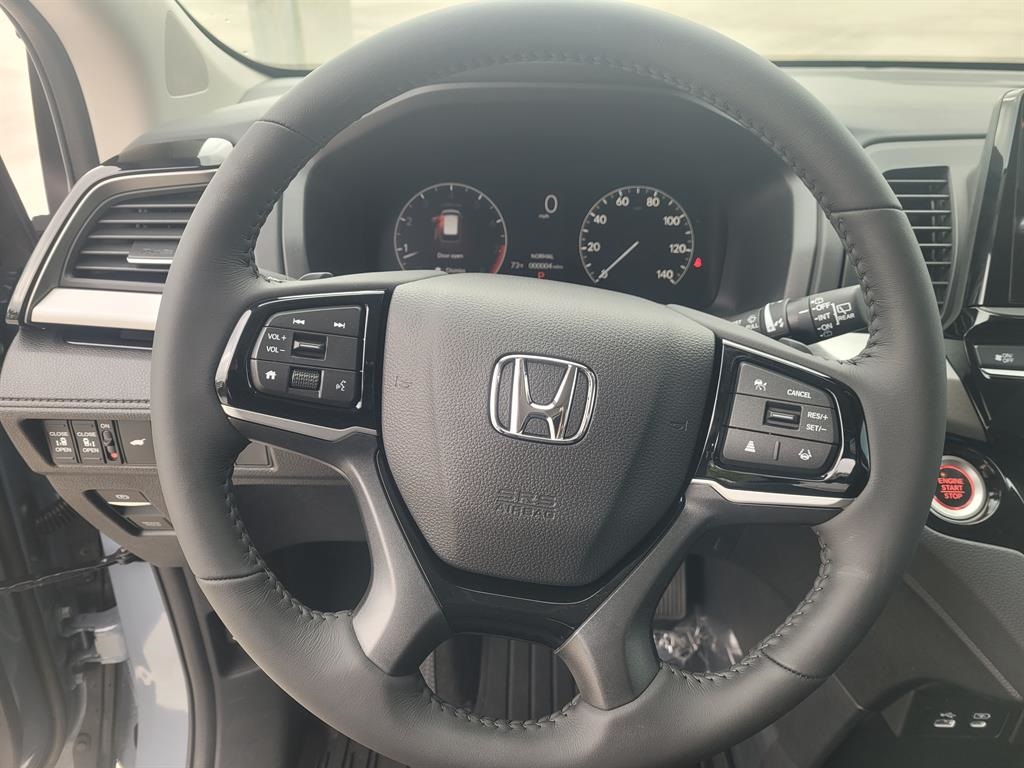 2026 Honda Odyssey Touring photo 10