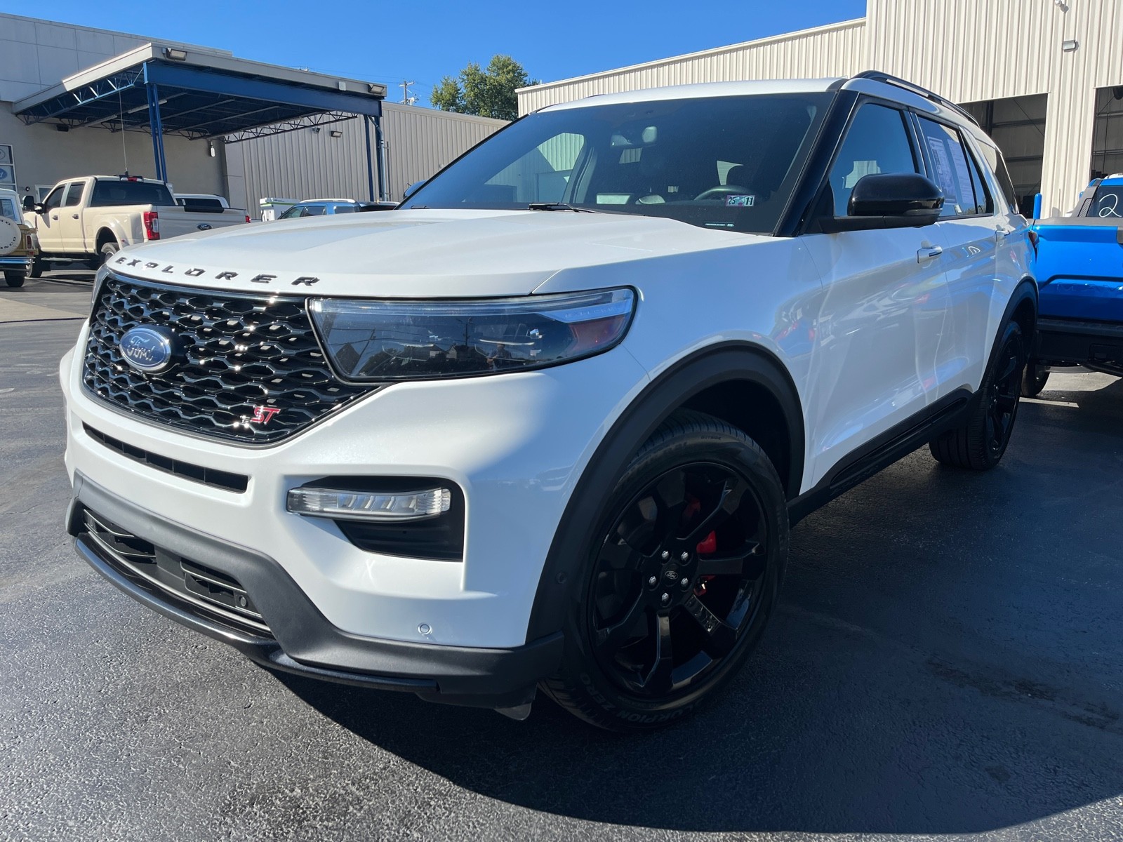 2020 Ford Explorer ST photo 2