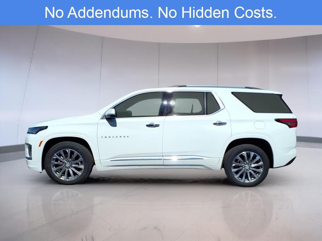 2022 Chevrolet Traverse Premier photo 2