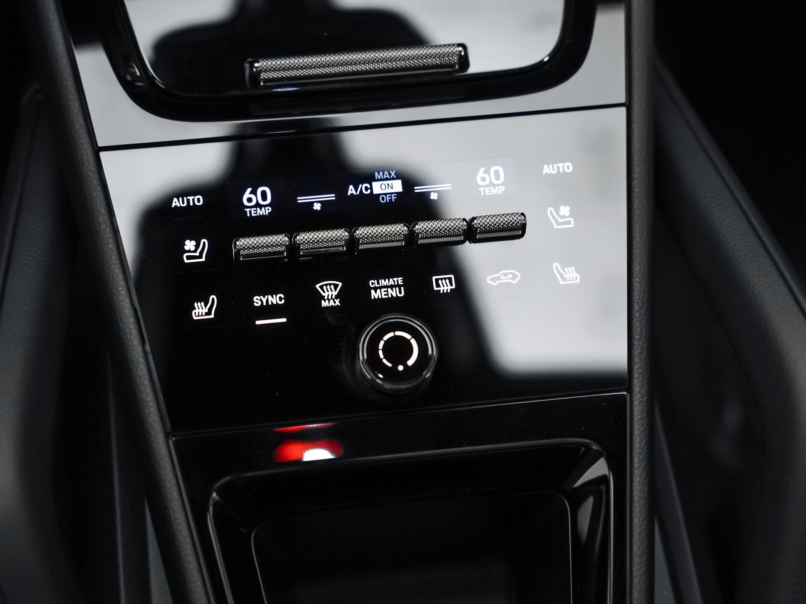 2025 Porsche Cayenne Coupe photo 20