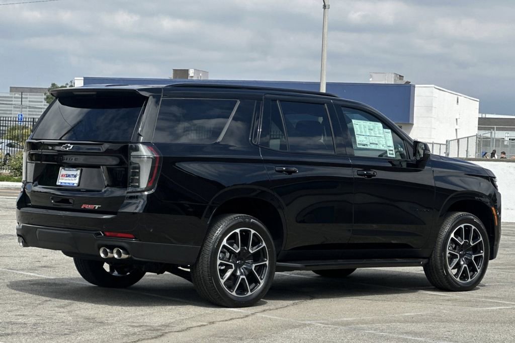 2025 Chevrolet Tahoe RST photo 4