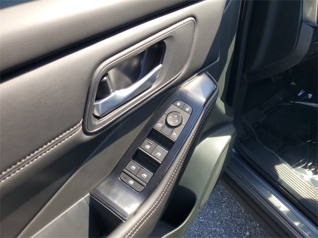 2026 Nissan Rogue SV photo 6