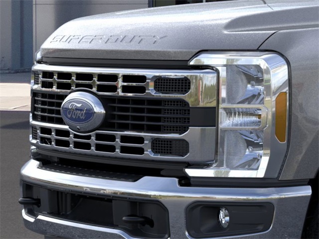 2026 Ford F-350 photo 16