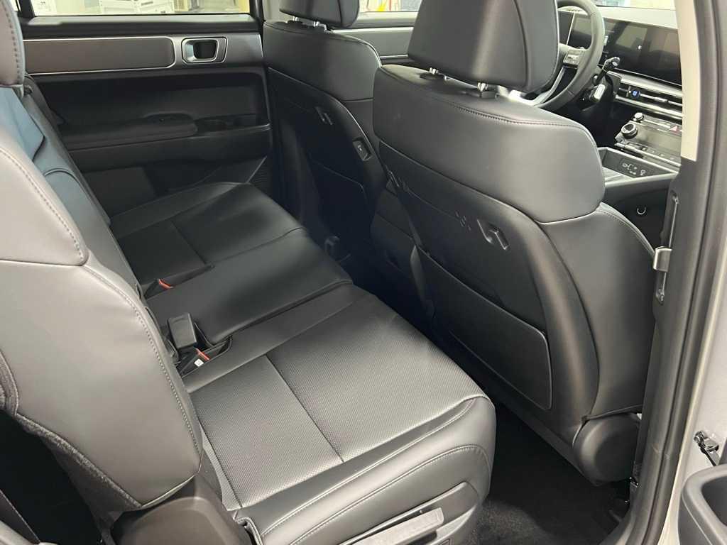 2025 Hyundai Santa Fe SEL photo 26