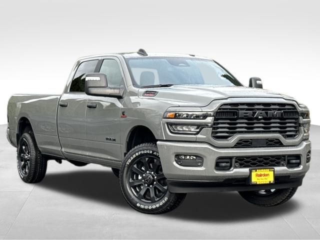 2026 RAM Ram 3500 Pickup Big Horn's photo