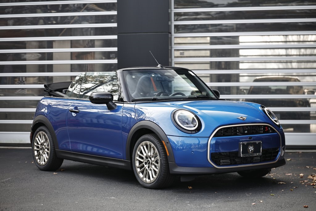 2026 MINI Convertible S's photo