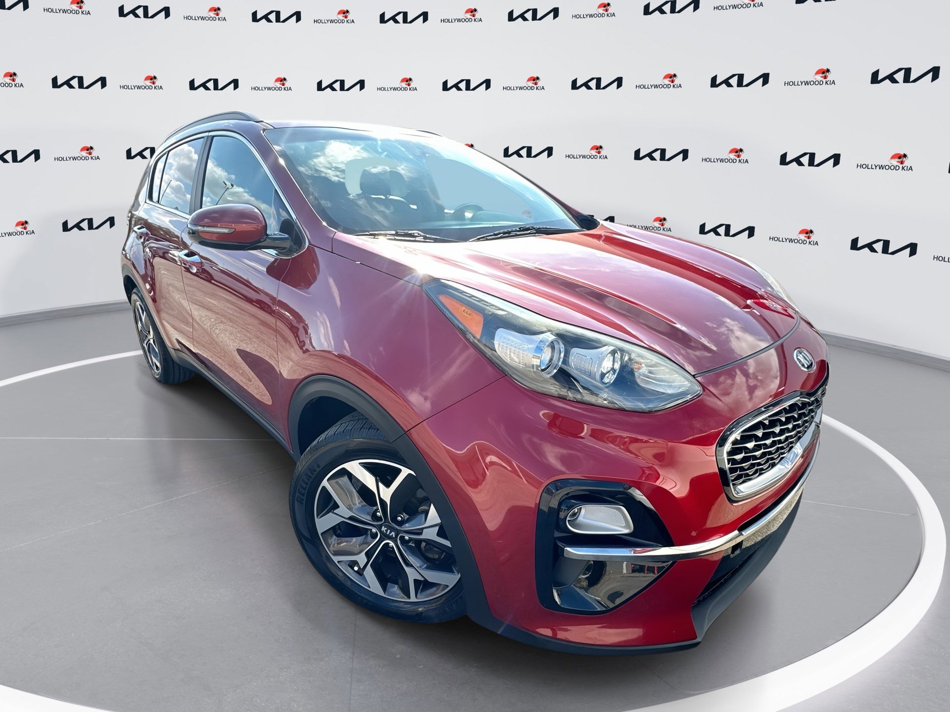 2020 Kia Sportage EX's photo