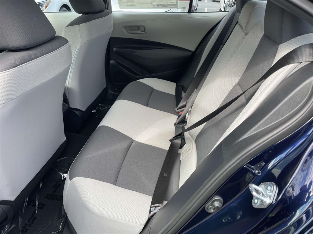 2025 Toyota Corolla LE photo 12
