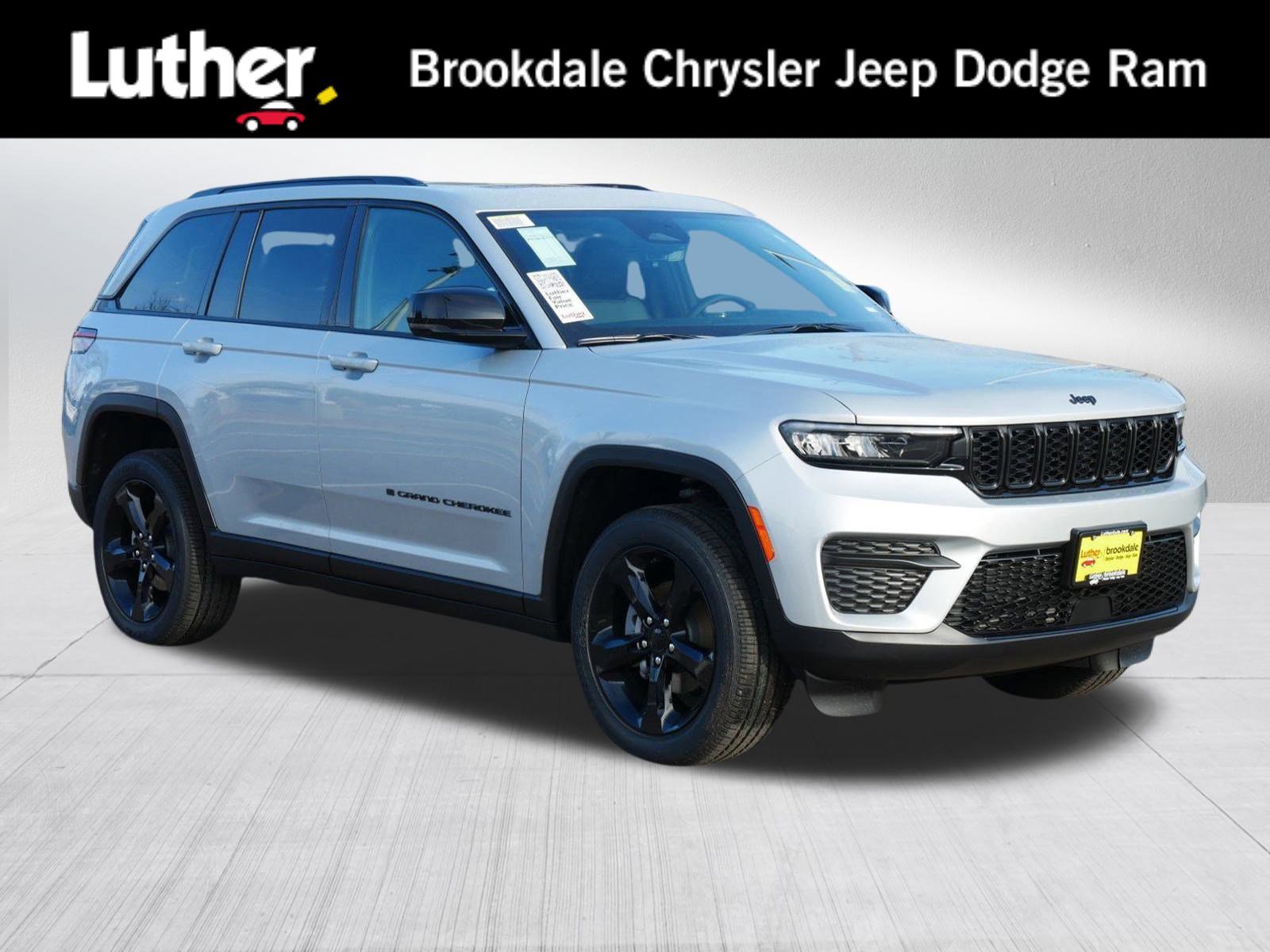 NEW 2025 JEEP GRAND CHEROKEE ALTITUDE X 4X4