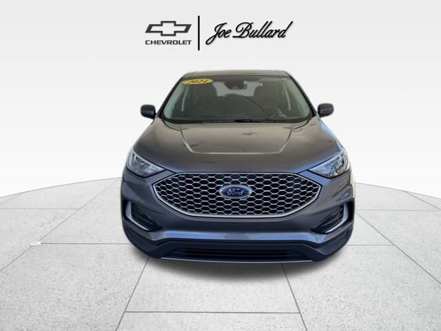 2024 Ford Edge SEL photo 2