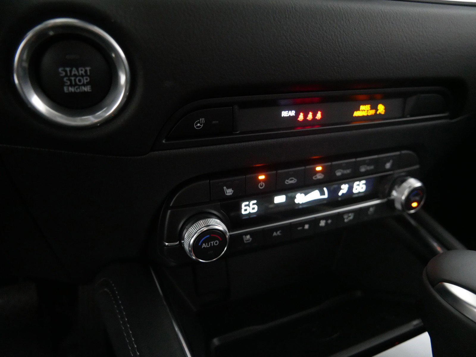 2025 Mazda CX-5 2.5 Premium Plus photo 2