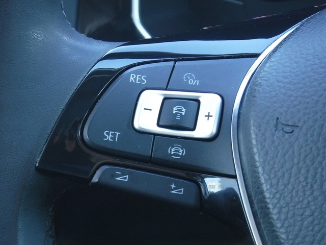 2020 Volkswagen Jetta SEL photo 29