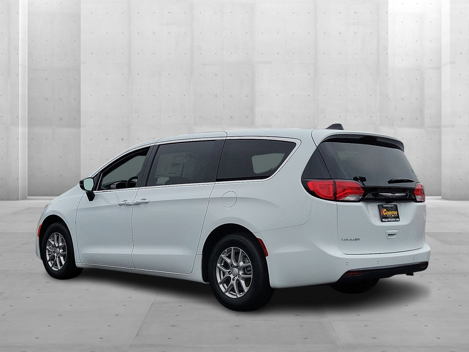2025 Chrysler Voyager LX photo 2