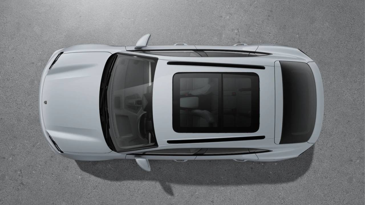 2025 Porsche Macan Turbo Electric photo 6