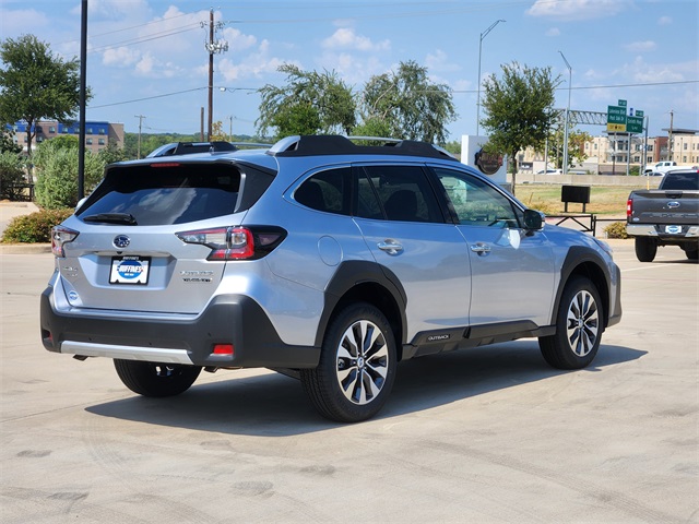 2025 Subaru Outback Touring XT photo 4