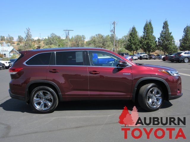 2019 Toyota Highlander Hybrid Limited photo 2