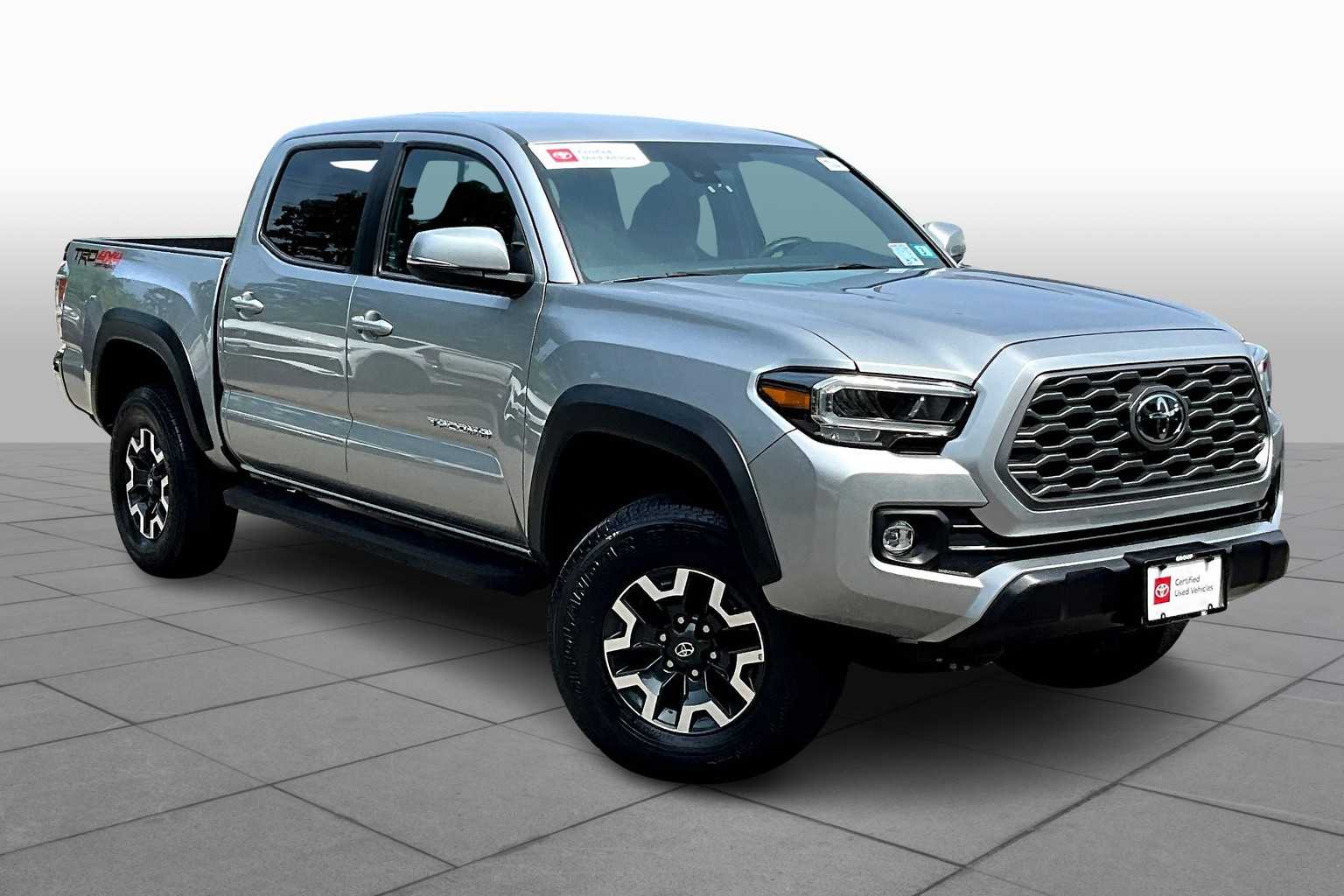2023 Toyota Tacoma TRD photo 2