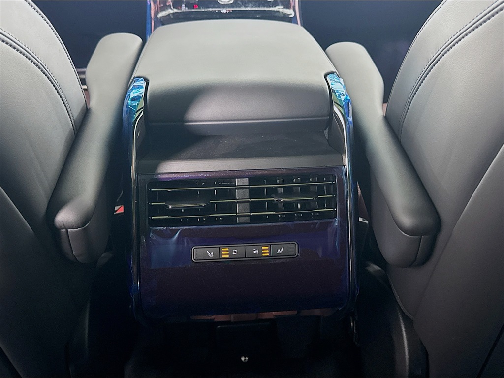 2025 Land Rover Range Rover Sport SE photo 23