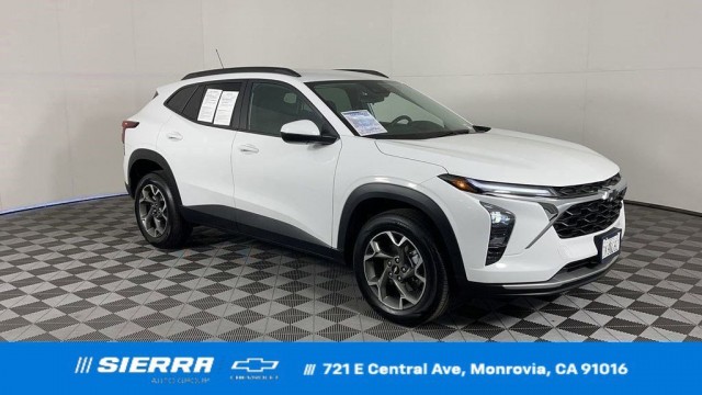 2025 Chevrolet Trax LT
