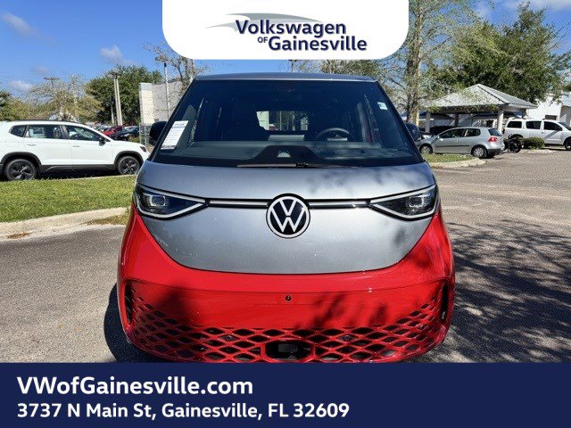 2025 Volkswagen ID. Buzz Pro Plus photo 2