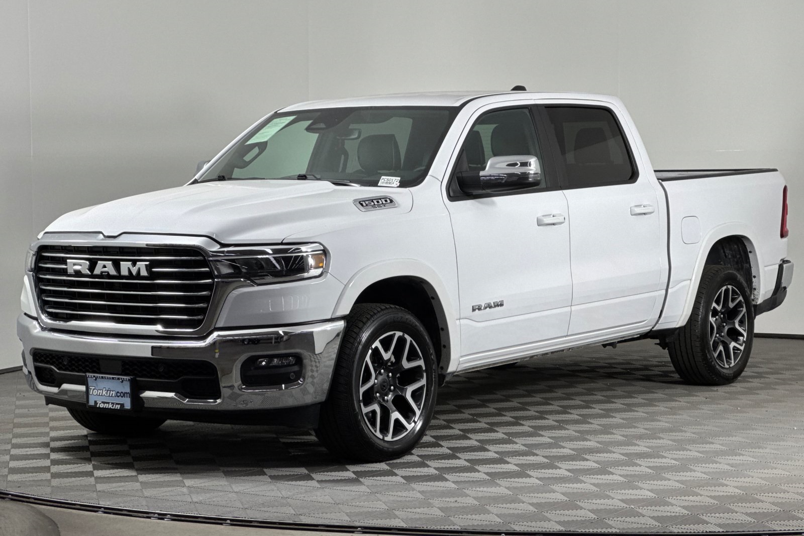 2025 Ram 1500 Laramie photo 8