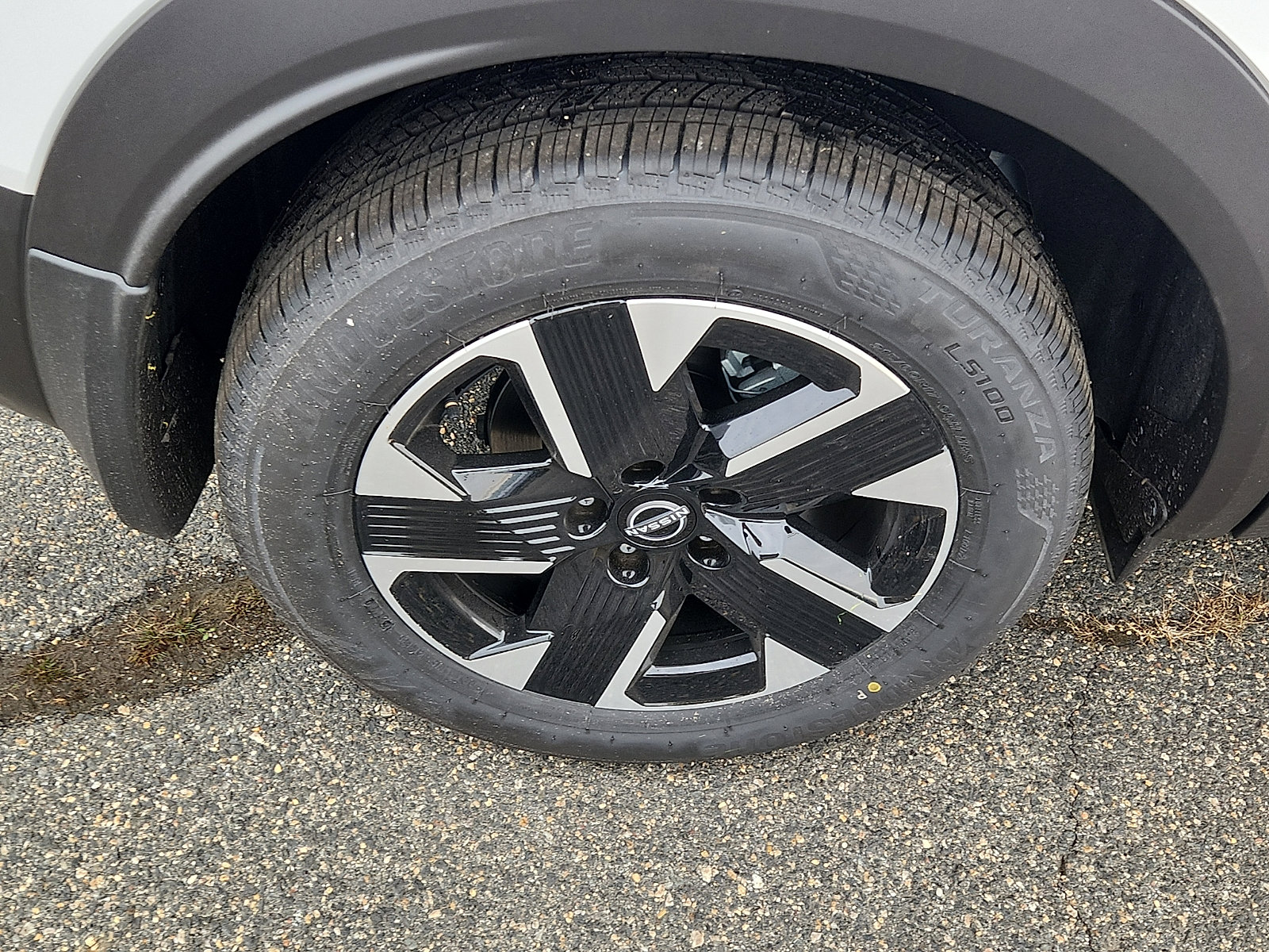 2026 Nissan Kicks SV photo 4