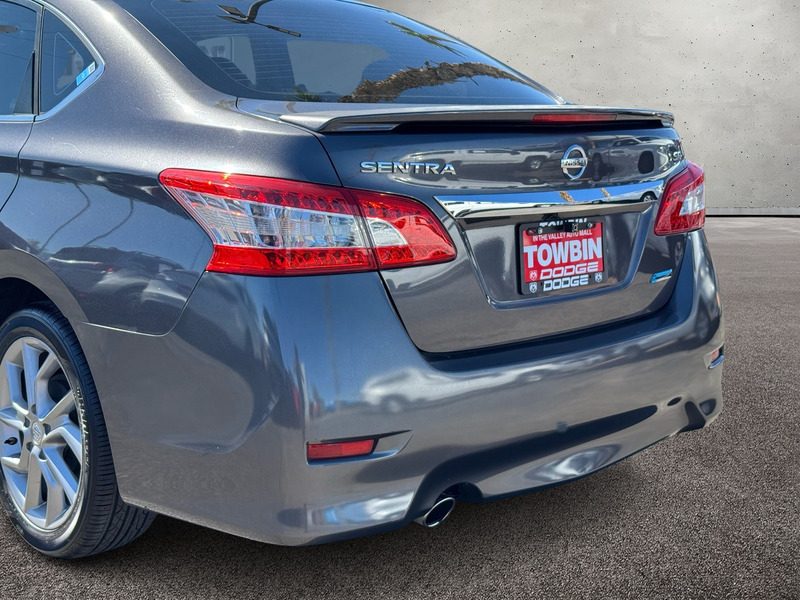 2013 Nissan Sentra SR photo 4