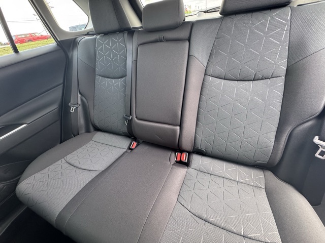 2025 Toyota RAV4 Hybrid XLE photo 12