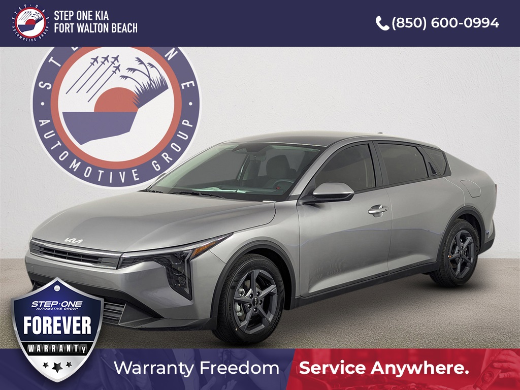 2025 Kia K4 LXS's photo