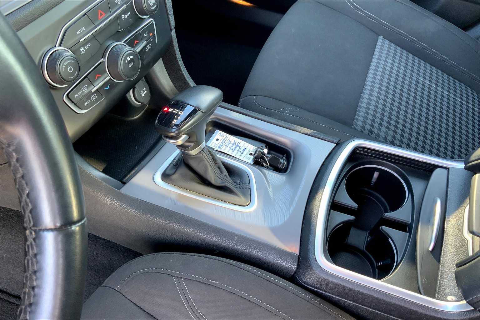 2023 Dodge Charger SXT photo 15