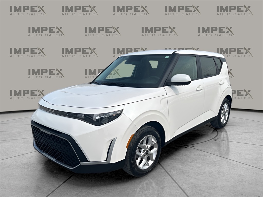 2024 Kia Soul LX