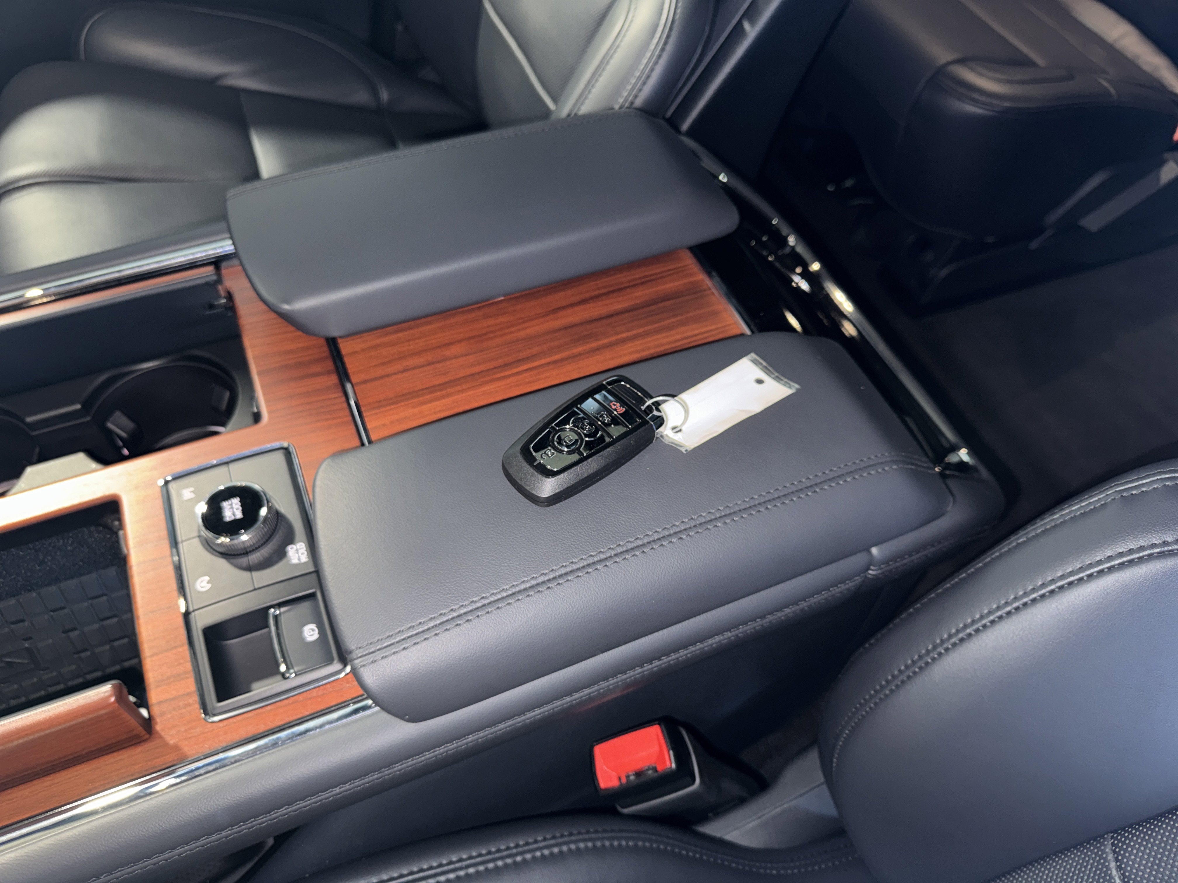 2024 Lincoln Navigator Reserve photo 5