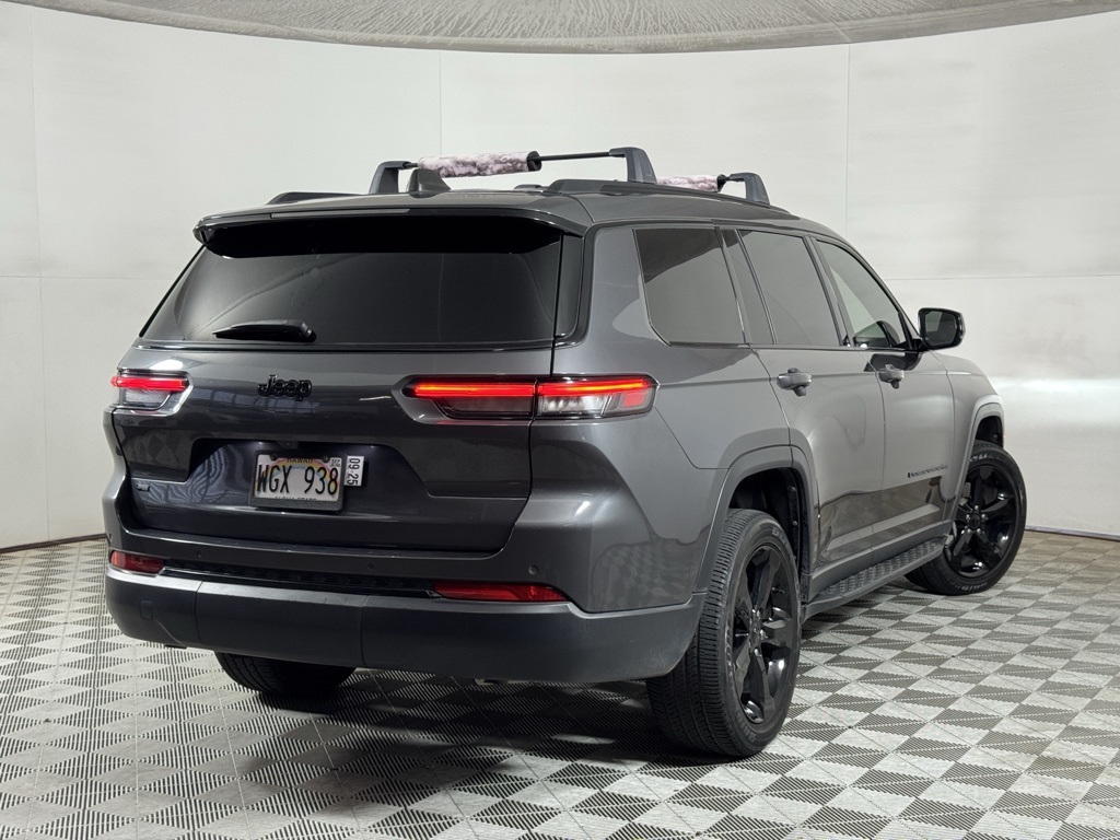 2021 Jeep Grand Cherokee Altitude photo 3