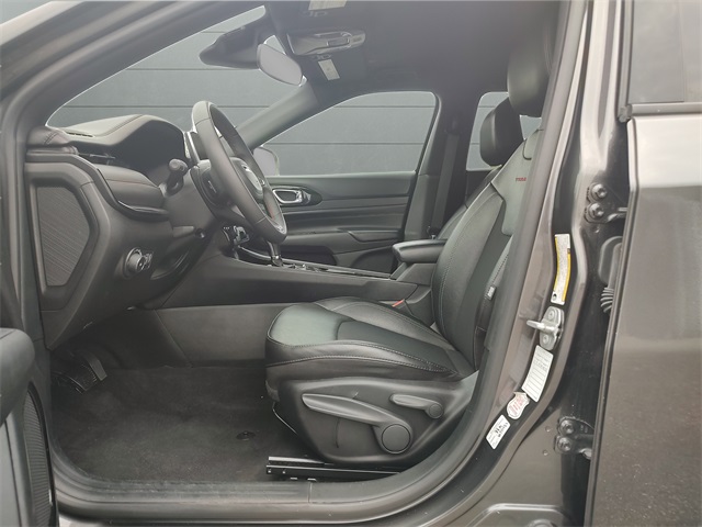 2023 Jeep Compass Trailhawk photo 11