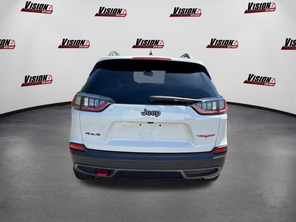 2019 Jeep Cherokee Trailhawk photo 6