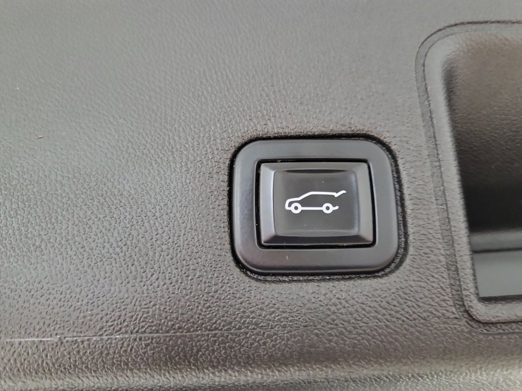 2022 Gmc Terrain SLE photo 17