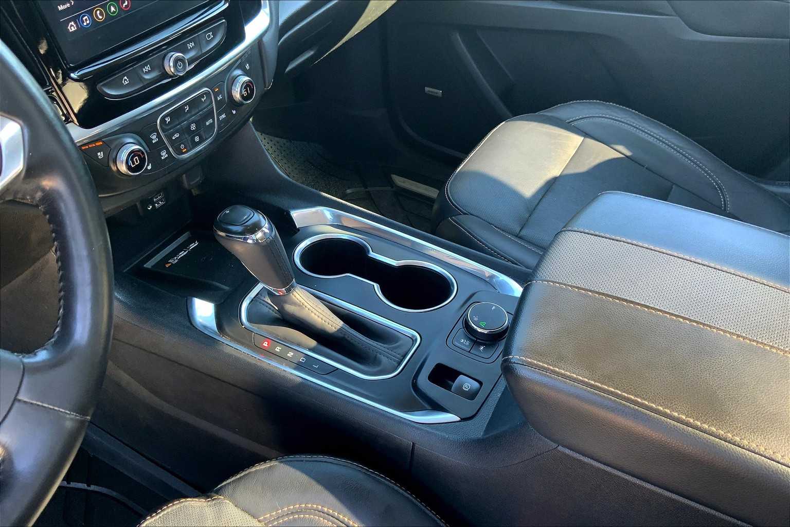 2020 Chevrolet Traverse Premier photo 16