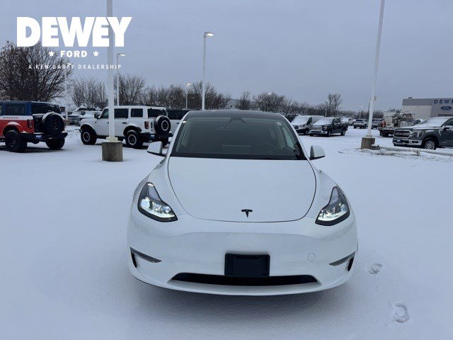 Used 2025 Tesla Model Y Long Range with VIN 7SAYGDEE1SF288600 for sale in Ankeny, IA
