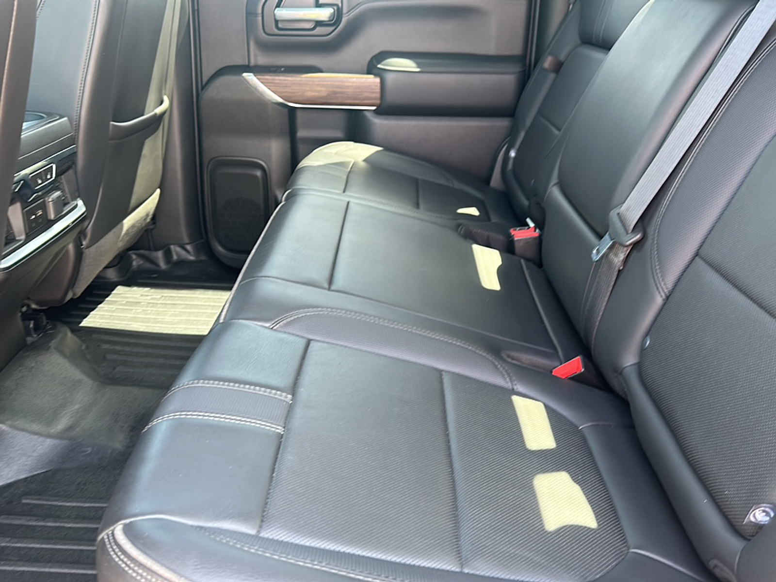 2021 Chevrolet Silverado 1500 High Country photo 5