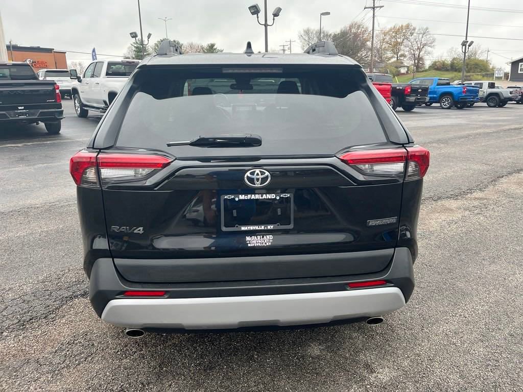 2023 Toyota RAV4 Adventure photo 4